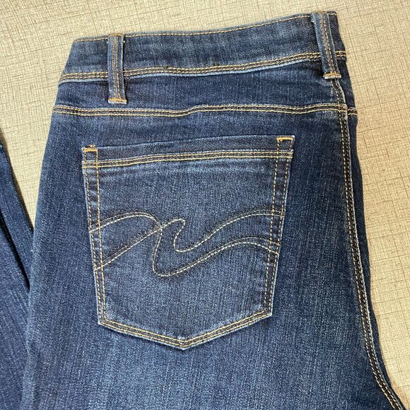 White House Black market boot leg jeans size 8R - Picture 4 of 12